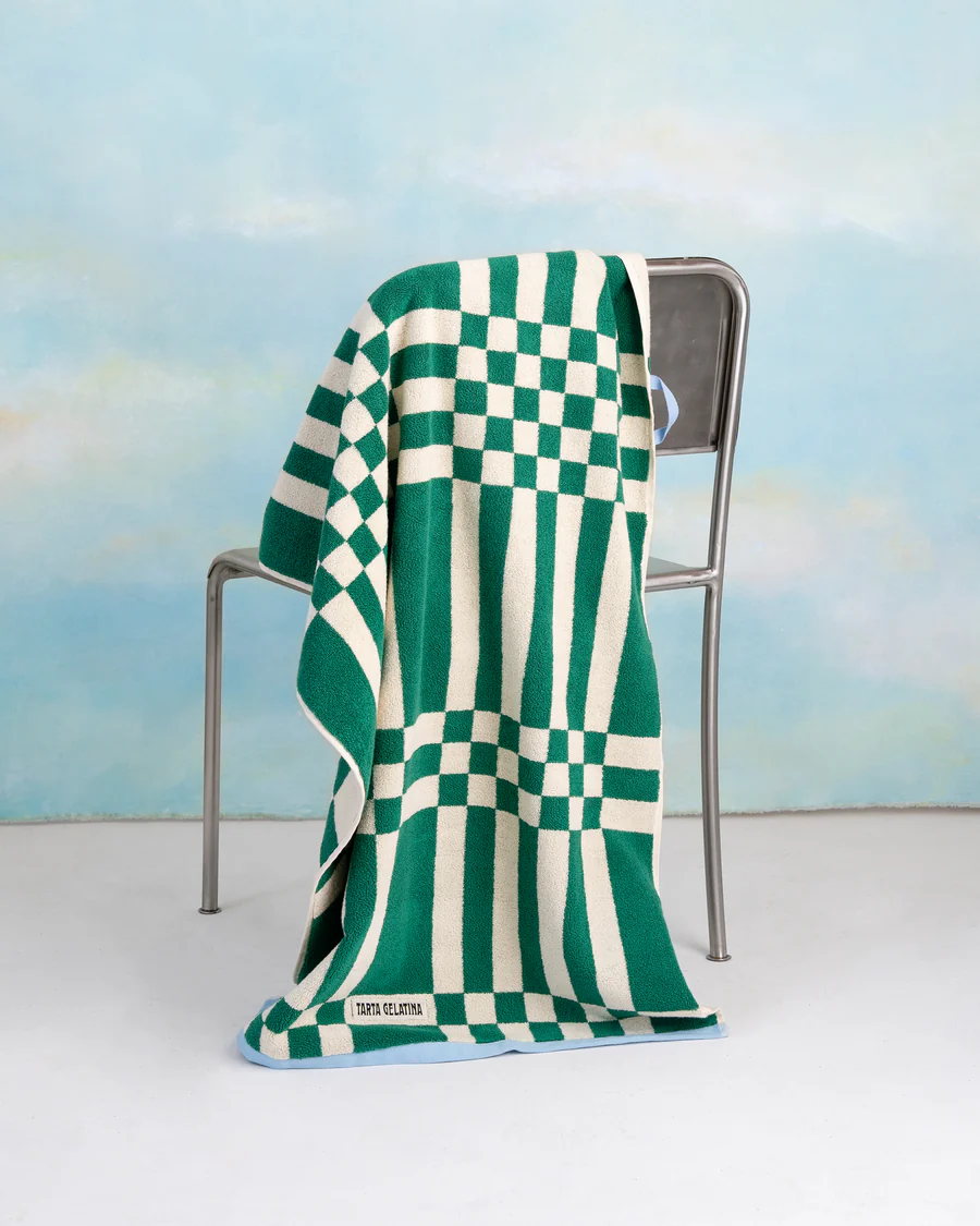 Green Marina Bath Towel - Image 2