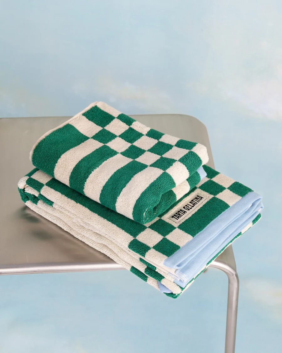 Green Marina Hand Towel - Image 2